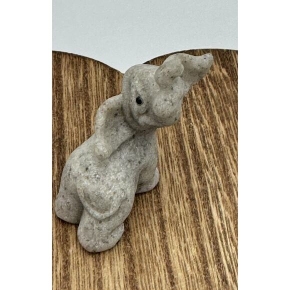 Vintage Elephant Figurine Second Nature Designs Quarry Critters? Ellie Miniature - Picture 2 of 6